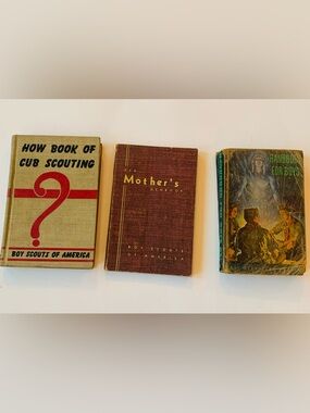 Lot of Boy Scouts Den Mother Handbooks 1945 1948 1962 Vintage Paperback Books